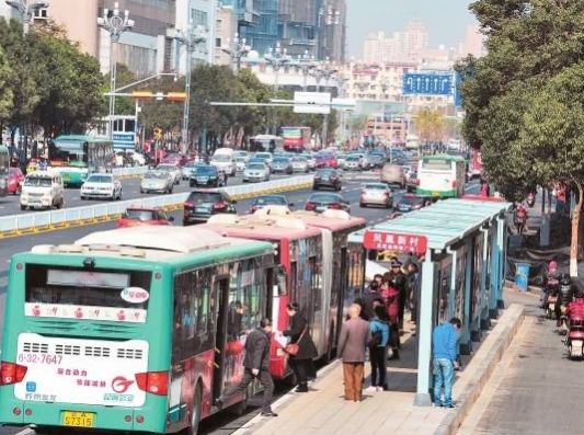 昆明公交冬游线路，带你畅游城市冬日美景