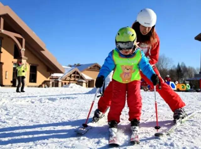 滑雪冠军家乡的亲子滑雪之旅