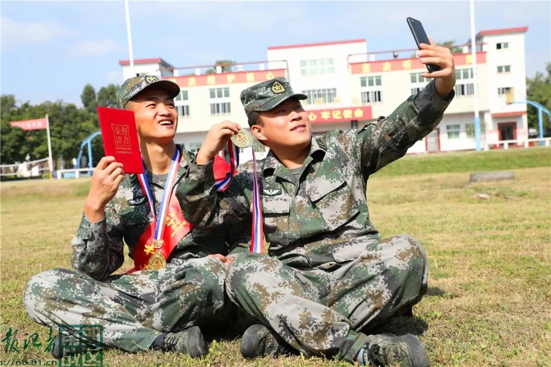 陆军工程大学通信士官学校，线上学习平台构建与实习学员成长之路