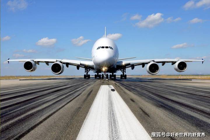 香港航空主席阎波，航班数量恢复至疫情前水平，明年将增聘六成员工